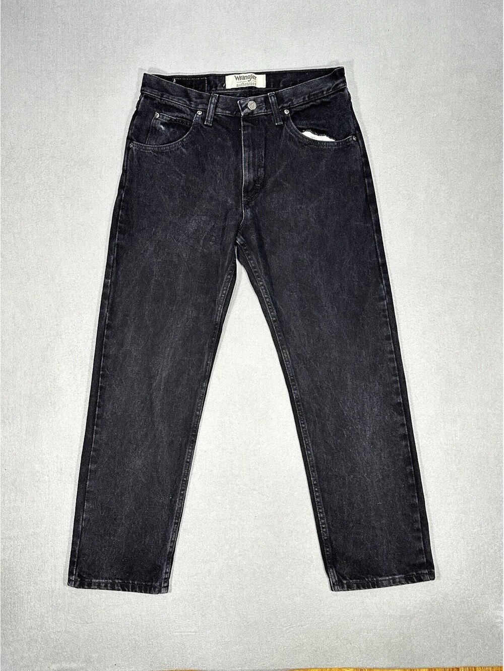 Wrangler Authentic Jeans Men’s 30x27.5 Black Straight Leg Denim Pants